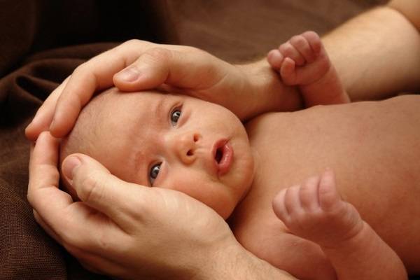 Nấc cụt là rất phổ biến ở trẻ sơ sinh và trẻ nhỏ.